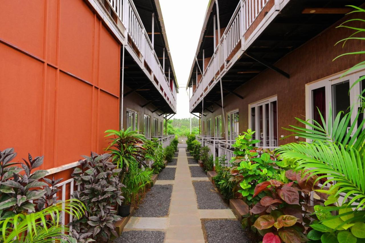 Vedana Retreat Arambol Hotel Luaran gambar